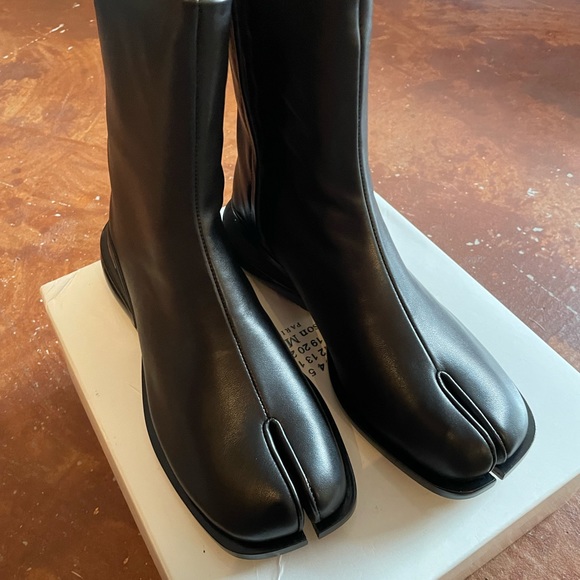 Maison Margiela tabi airbag heel ankle boots - Picture 2 of 6
